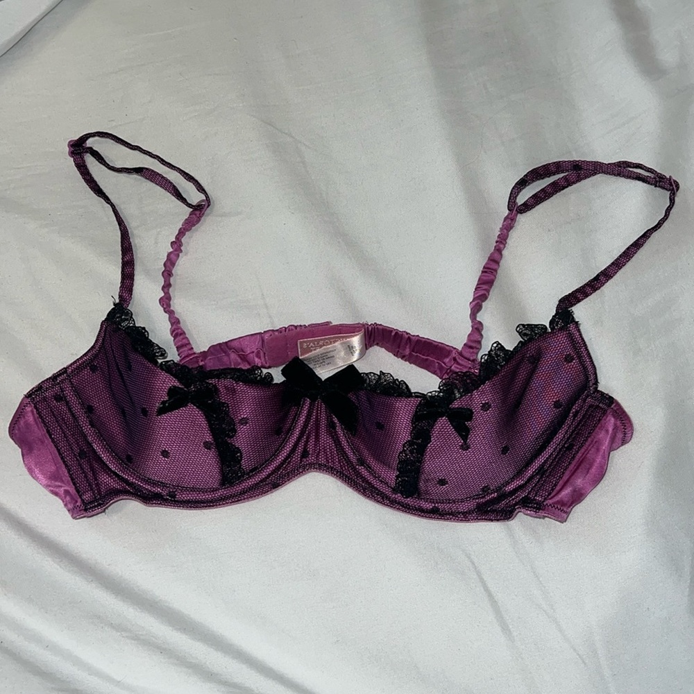Victorias secret lingerie bra